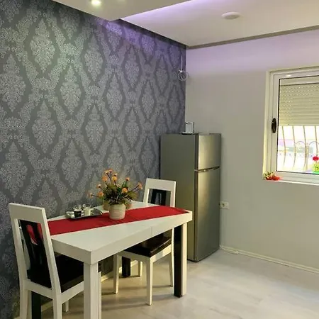 Natalia's Apartman Tirana